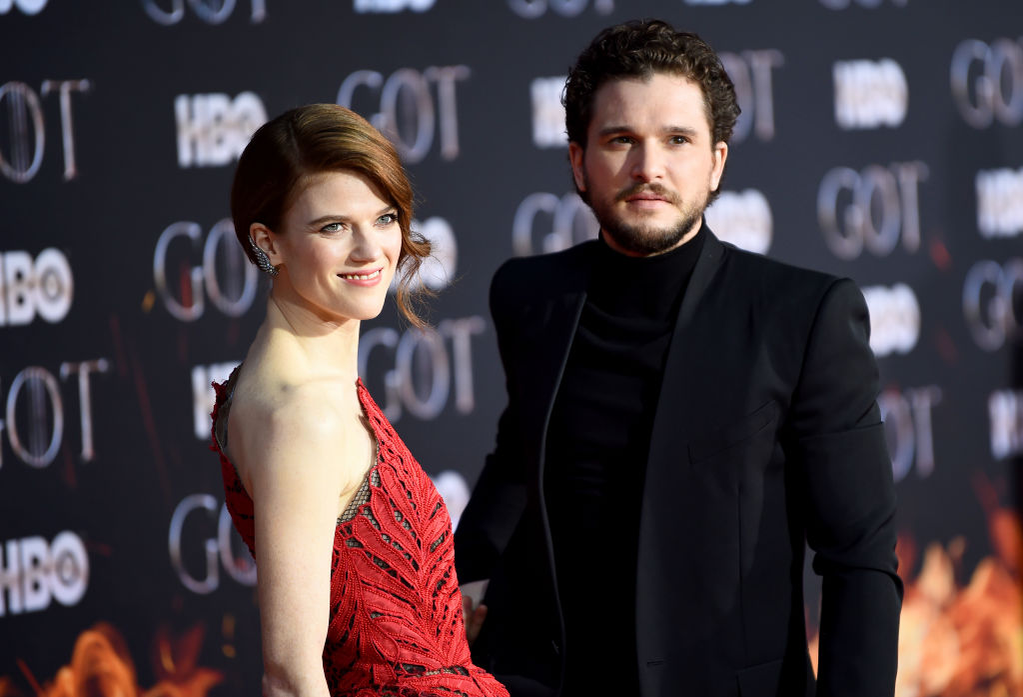 Familia „Game of Thrones” se mărește! Actorii Kit Harington și Rose Leslie au devenit părinți