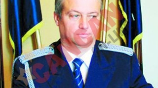 Fiul unui director din Politia Romana, "ridicat" de acasa