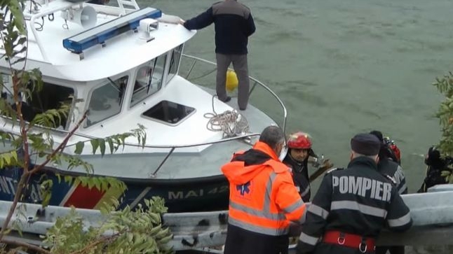 Ce a visat tânăra care şi-a pierdut părinţii în accidentul de pe Dunăre: ”Mi s-a făcut frică...”