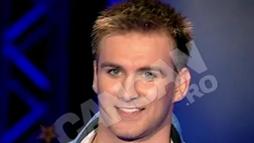 Un moldovean de la Chisinau i-a facut o serenada Loredanei! Artista a regretat ca nu s-a intors pentru a il alege!