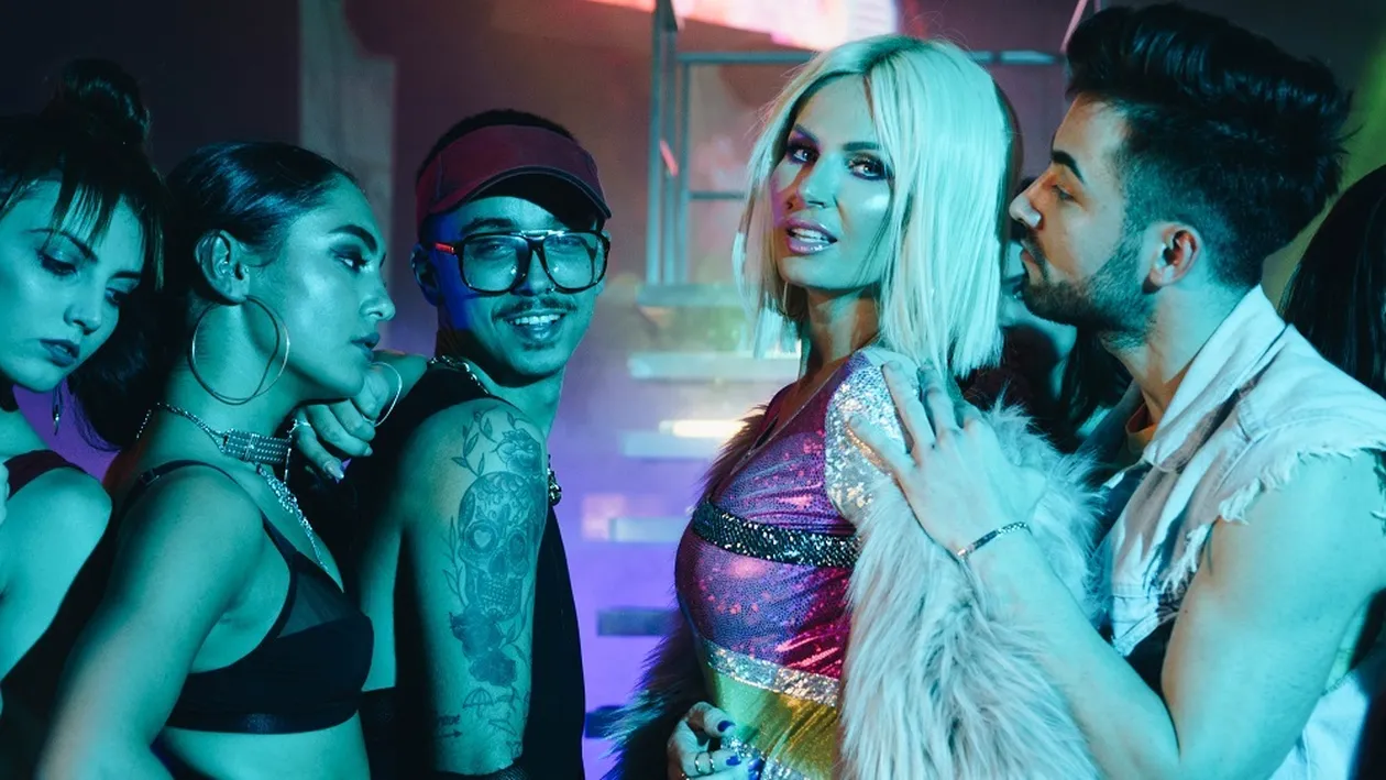 VIDEO / PREMIERĂ ONLINE: Andreea Banică îşi pune întrebarea: “Ce vrei de la mine” în cel mai nou videoclip