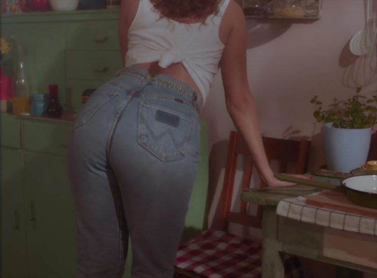 Alexandra Stan, dezbrăcată pe site-urile +18 din SUA! Imagini din intimitatea cântăreței, făcute publice