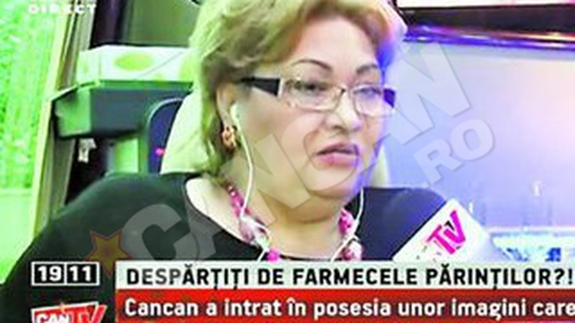 Oana Zavoranu, tolanita in pat cu o femeie