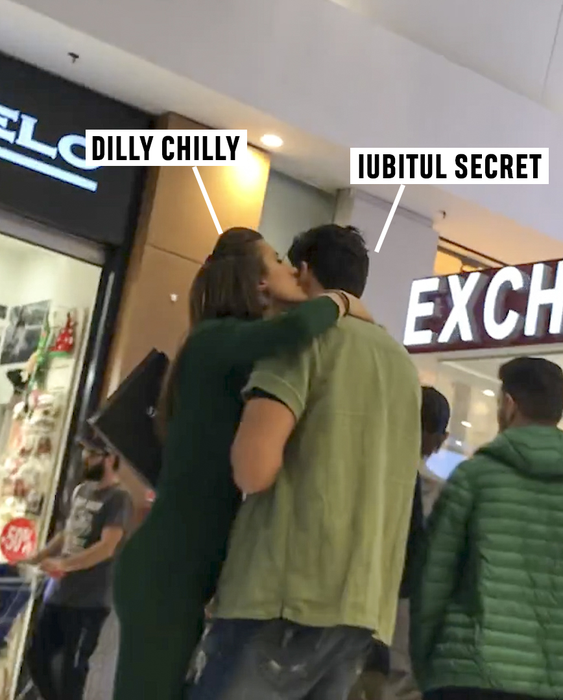 Dilly Chilly, șoptindu-i cuvinte dulci la ureche ”iubitului secret”