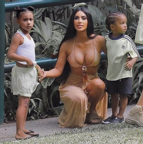 Două dintre surorile Kardashian, pe podium în topul celor mai puternici influenceri din modă în 2018! Unde s-a clasat Meghan Markle