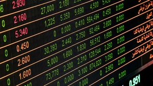 Curs valutar BNR, 15 decembrie 2025. Cât costă 1 euro cu 10 zile înainte de Crăciun