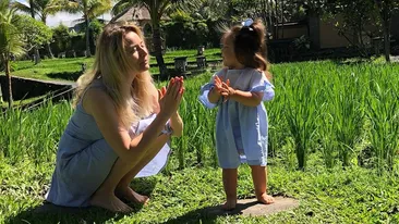 Criticată că este nedezlipită de fetița ei, Laura Cosoi le închide gura răutăcioșilor: ”Nu vrem să demonstrăm nimic”