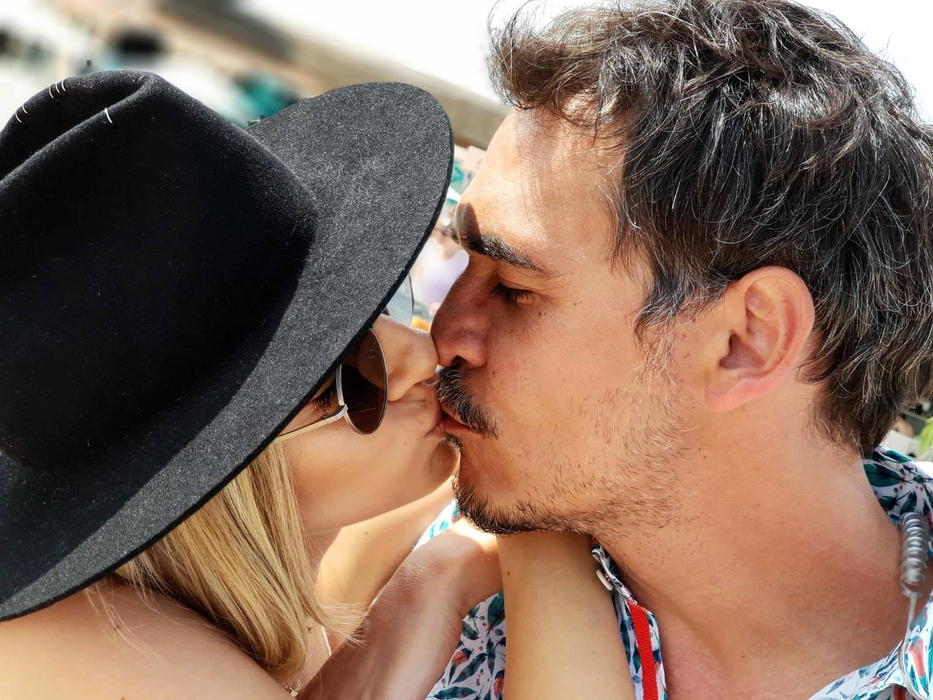 Lidia Buble, mega-scandal la o lună după ce s-a măritat cu Răzvan Simion: „Și-a făcut bieții părinți de rușine”