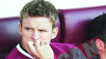 Ofiterul de presa de la Rapid vrea sa-l vanda pe Costin Lazar