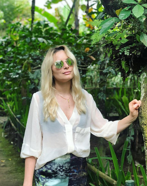 Laura Cosoi, mărturisiri incredibile despre lupta cu depresia: ”Dacă nu erau ei, eu mă aruncam pe geam!”