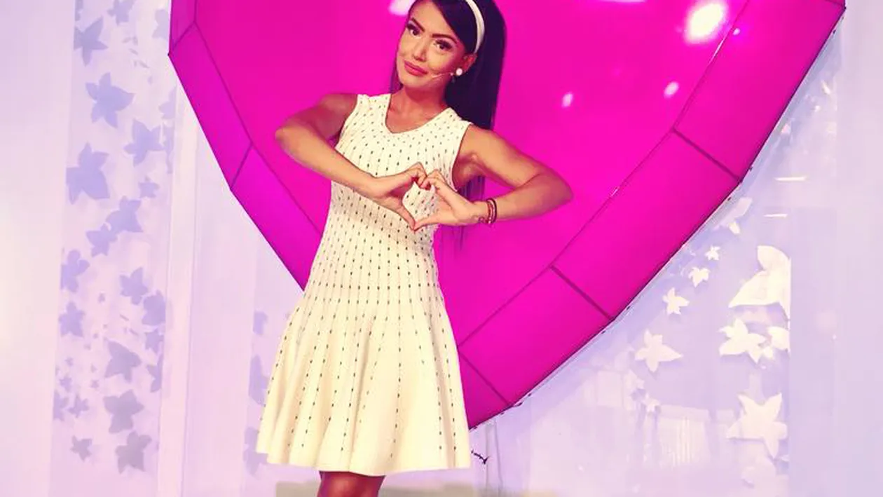 Andreea Mantea, însărcinată din nou?! A apărut cu o burtică suspectă în direct la TV