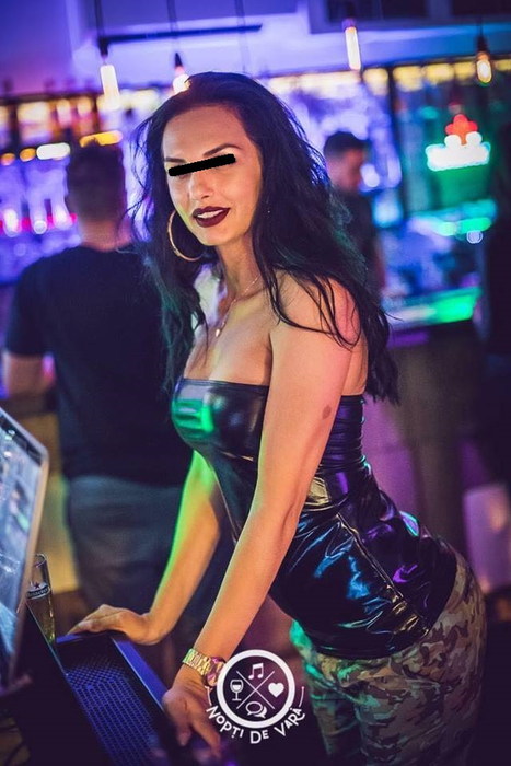 Fosta amantă a lui Culiță Sterp, surprinsă cu zonele intime la vedere. Outfit-ul provocator cu care a făcut senzație în club