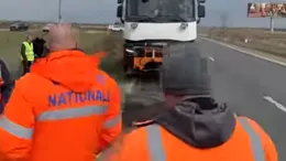 A apărut mașina care repară singură gropile! Unde o găsești în România - VIDEO