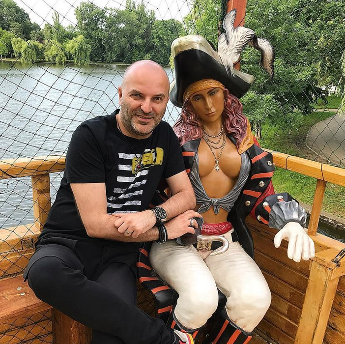 Dan Capatos a postat imaginea pe Instagram cu „înlocuitoarea“ Cruduţei