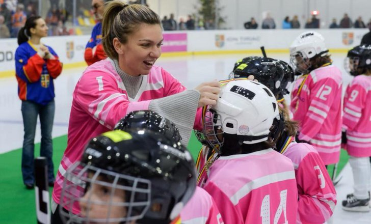 Simona Halep, pe gheaţă! A fost prezentă la primul meci jucat de echipa de hochei care îi poartă numele