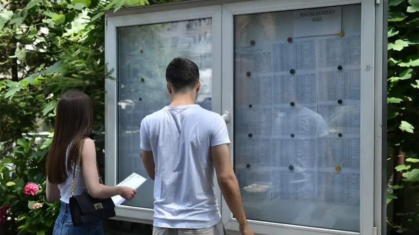 Caz rarisim în București. A picat BAC-ul, deși a luat 8.30 la română, 9.65 la matematică și 8.35 la fizică. Motivul este inimaginabil!