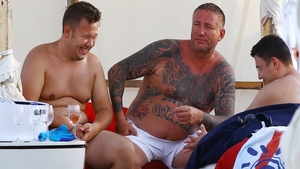 Ultima fita a fostului iubit al Simonei Sensual. Maharu s-a facut "gigea" pe plaja. Vezi cum!