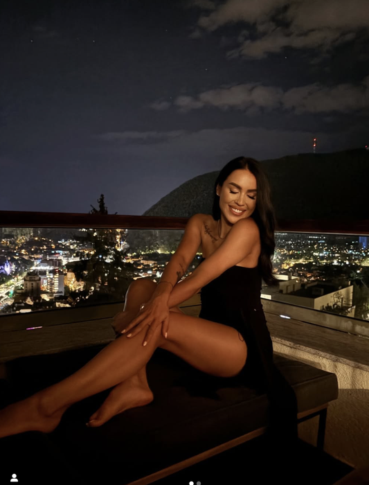 Cum arată și cu ce ocupă soția lui Gabi Tamaș, câștigătorul Asia Express 2025. Ioana și fostul internațional sunt căsătoriți de 13 ani și au împreună o fată
