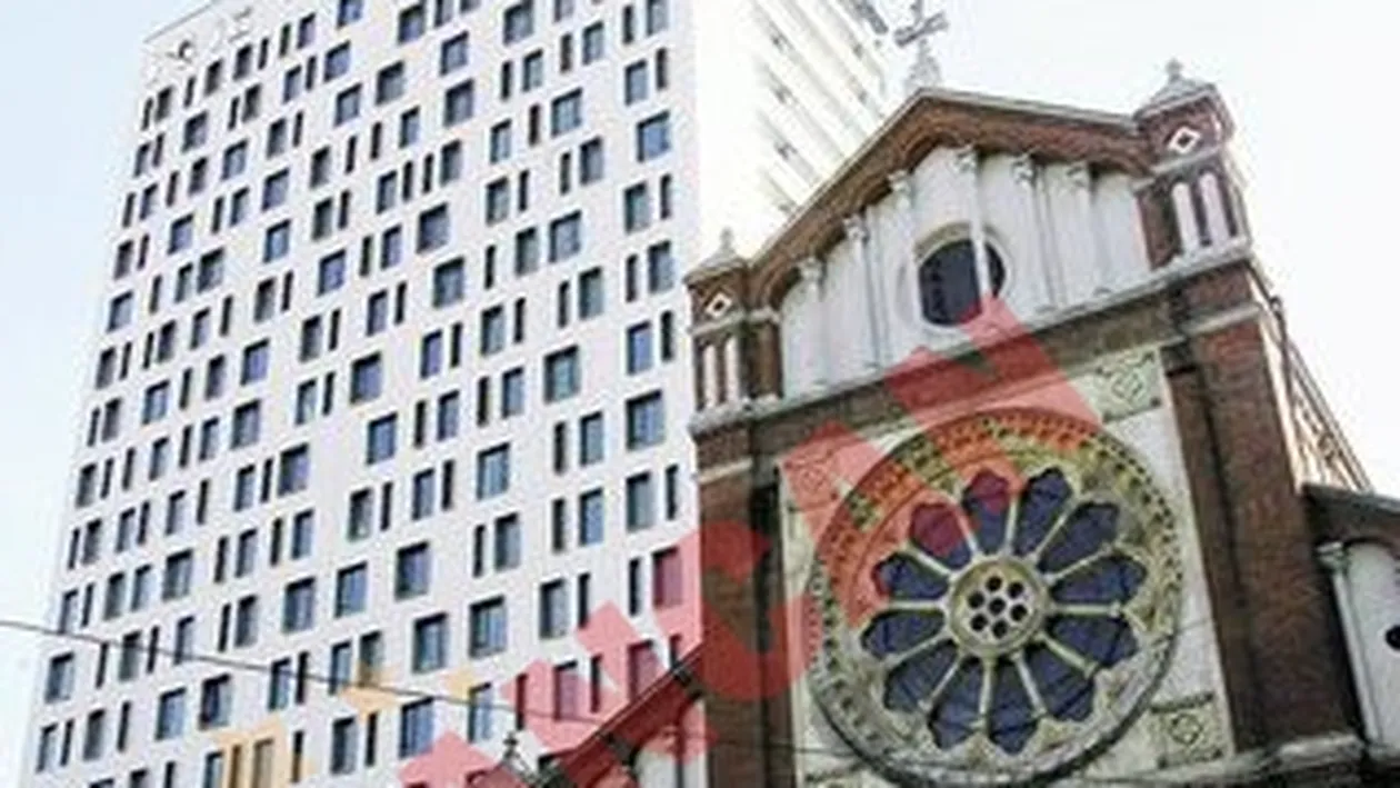 Cathedral Plaza, gata de demolare!