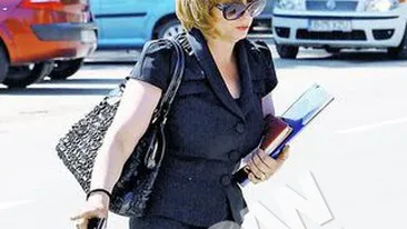 Scandal la divortul Danielei Andreescu! Fosta sefa a SGG se fereste de sotul violent