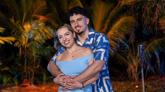 Remi nu e singurul! Bianca Iotu de la Insula Iubirii a mai bifat un iubit „minor”. Cu câți ani este mai tânăr decât ea