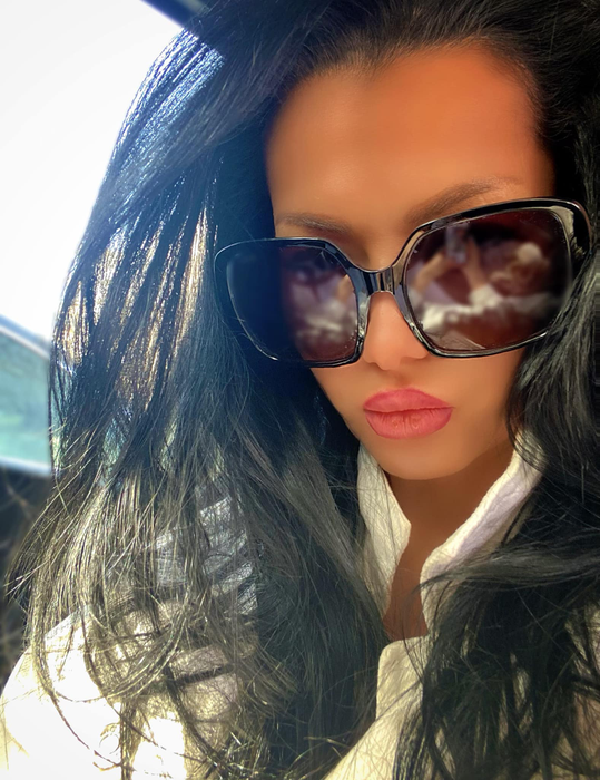 Simona Sensual și-a deschis afacere cu cafea (foto: Facebook)