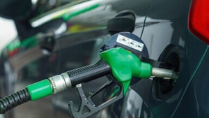 Benzina și motorina se scumpesc de la 1 iulie 2024. Care sunt noile tarife de la pompă
