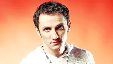 Traistariu isi face acoperis in forma de scoica!