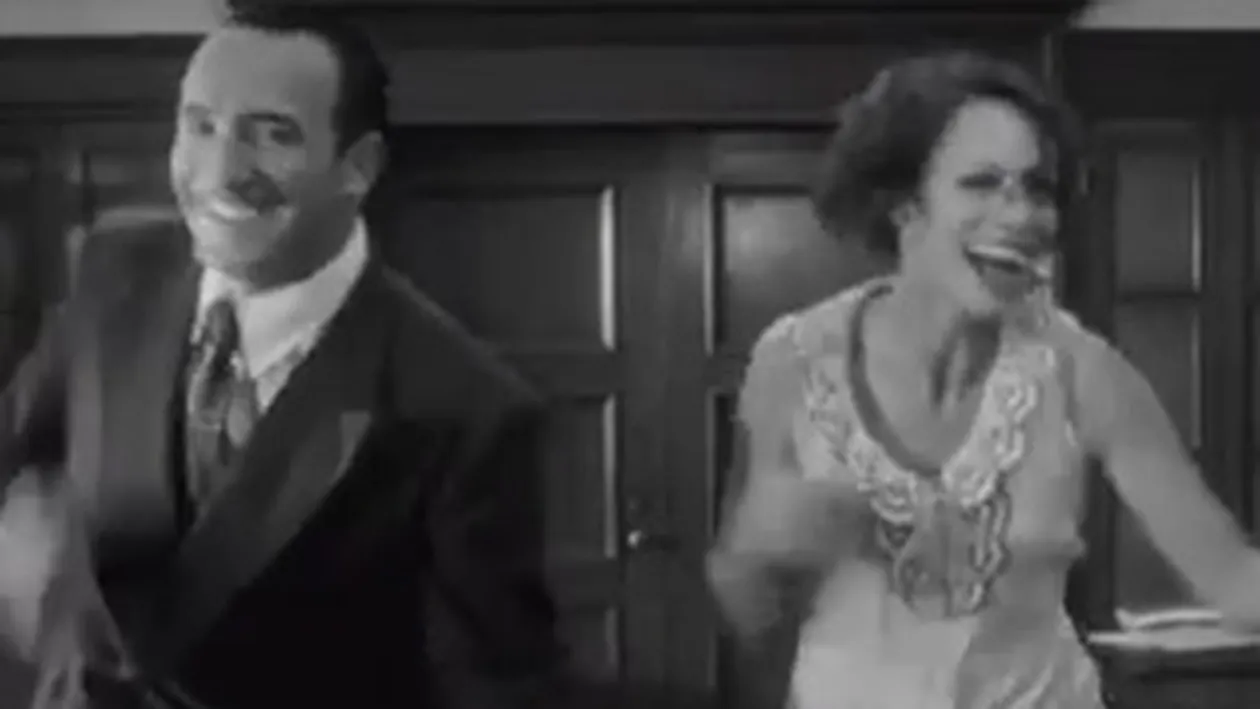 VIDEO Laura Cosoi, impresionata de The Artist, filmul care a luat Oscarul! Este funny, emotionant, am gustat fiecare scena