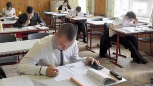 Lovitură pentru elevi! Revin examenele de admitere obligatorii! Cine dorește modificarea Legii Educației