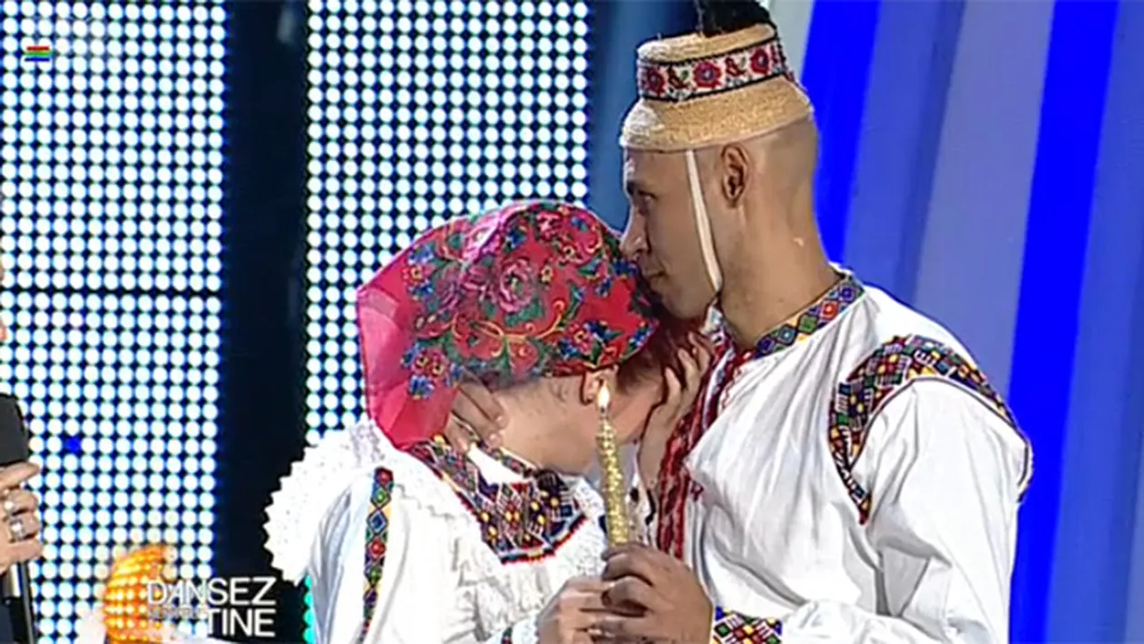 Au părăsit ringul de la Dansez! Nu s-a putut abţine şi a izbucnit în lacrimi în direct: O voi ajuta cu tot