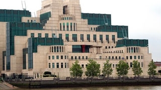 Bomba la sediul MI 6, din Marea Britanie, doi barbati sunt anchetati