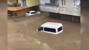 O altă țară a fost îngenuncheată de ploile torențiale! Inundații puternice în Turcia
