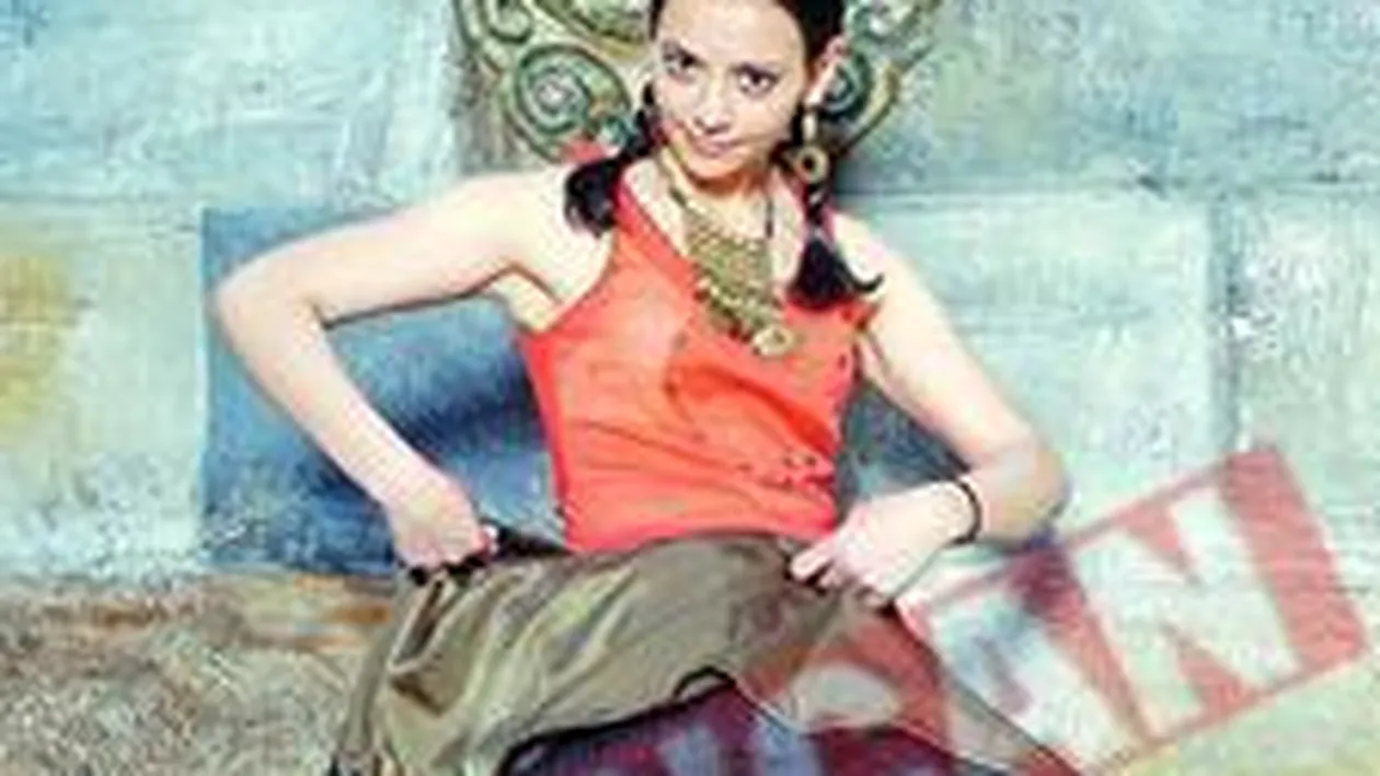 Analia Selis a cumparat un apartament cu tot cu chiriasi