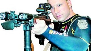 Au mers cu acelasi feribot ca Breivik. "Insula terorii" a fost redeschisa