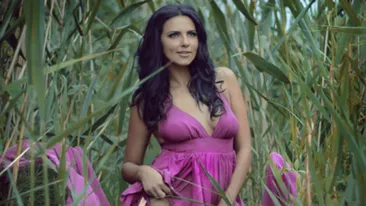 Lavinia Pirva revine in forta! Iubita lui Stefan Banica Jr. a lansat o piesa noua! Asculta aici Live Your Life