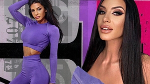 Corpul ei fit și frumos te-ntoarce instant pe dos! Cum arată cea mai sexy antrenoare de fitness din România