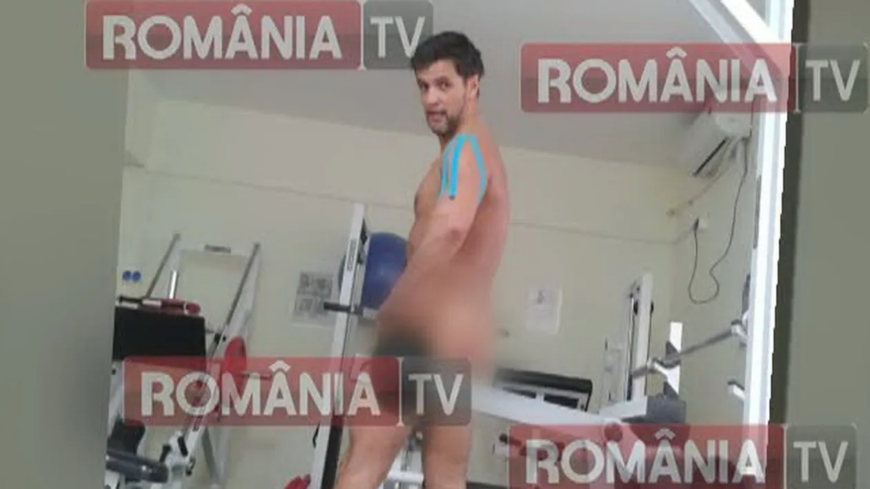 Gestul incredibil facut de un sef de penitenciar din Vaslui! Fericit ca a fost avansat, politistul si-a dat chilotii jos!