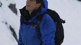 VIDEO Emisiunea lui Bear Grylls, un fiasco total! Vezi regiile ieftine pe care le facea si tu credeai ca sunt pe bune - Uite cateva exemple dezamagitoare