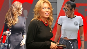 TOP 40 vedete îmbrăcate, dar care ”împung” cu ...”butonașii”! Cine-i mai periculoasă: Antonia, Drăgușanca sau Gina Pistol?