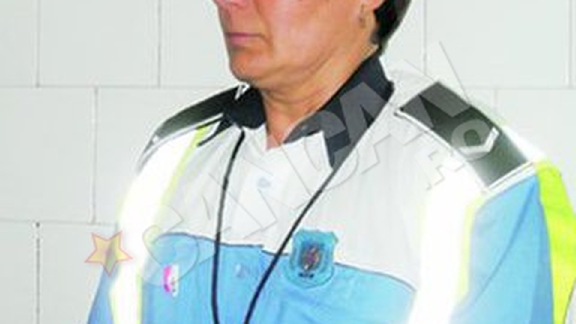 Politista acrosata de un sofer nervos! Accidentata in timp ce dirija traficul!