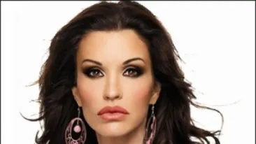 JANICE DICKINSON, dezvăluire şocantă: Am cancer la sân