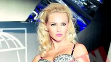 Platita cu 2.500 de lei sa stea in magazin