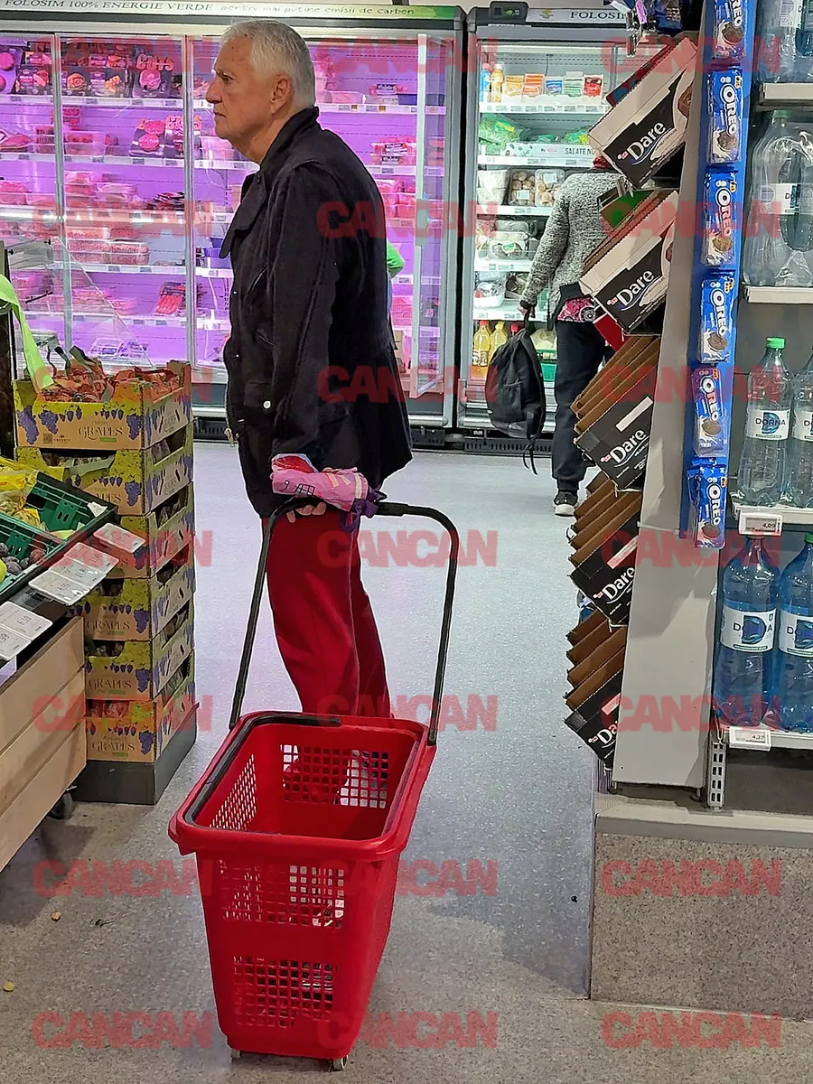 Fiul lui Ion Iliescu face cumpărăturile cu grijă și responsabilitate