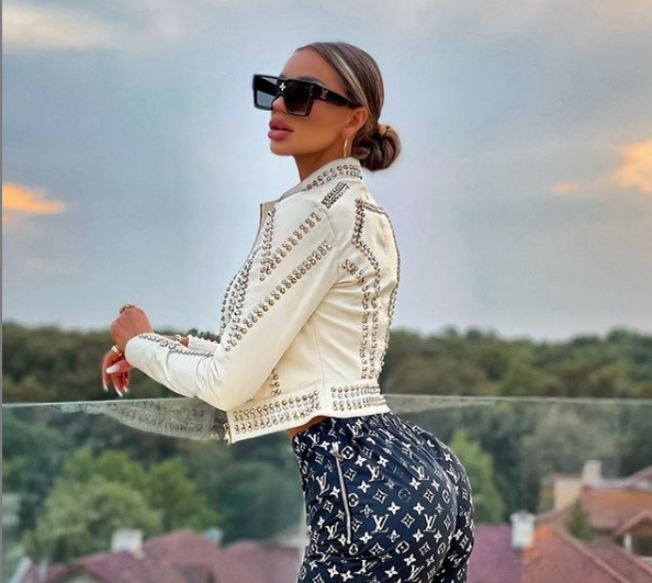 Bianca Drăgușanu a dus-o pe Sofia la Disneyland