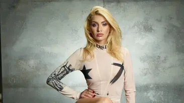 Cea mai sexy vedeta din TVR chiulea de la facultate ca sa mearga la ”Școala de Televiziune”!