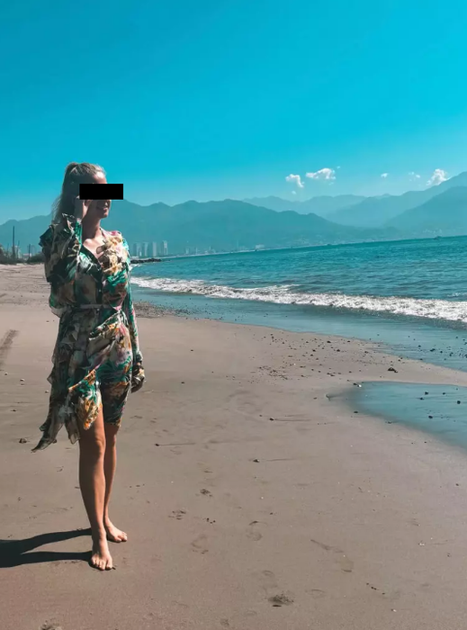 Cum arată Elena, noua iubită a lui Cătălin Scărlătescu. Avem primele imagini cu ea din Mexic
