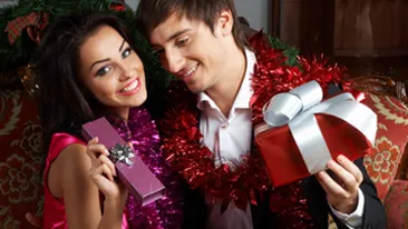 Uite ce-ti pun astrele sub brad