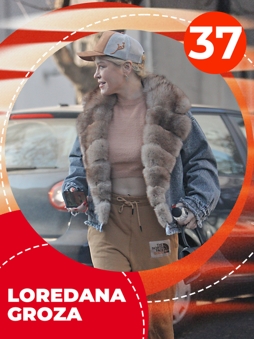 TOP 40 vedete care au lăsat la vedere ce au mai de preţ! Antonia, Loredana sau Tania Budi, sus bluziţa şi… abdomenul la control!