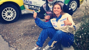 Roxana Ionescu, weekend cu senzatii tari! Vezi cum isi poteleste blonda setea de adrenalina
